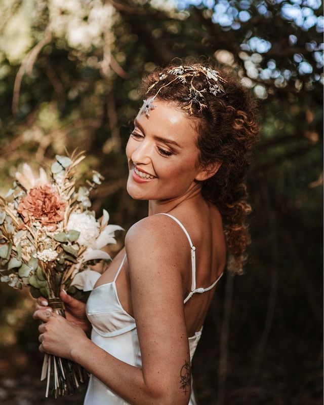 28.Twist Braid Back With Hairpiece Overhead